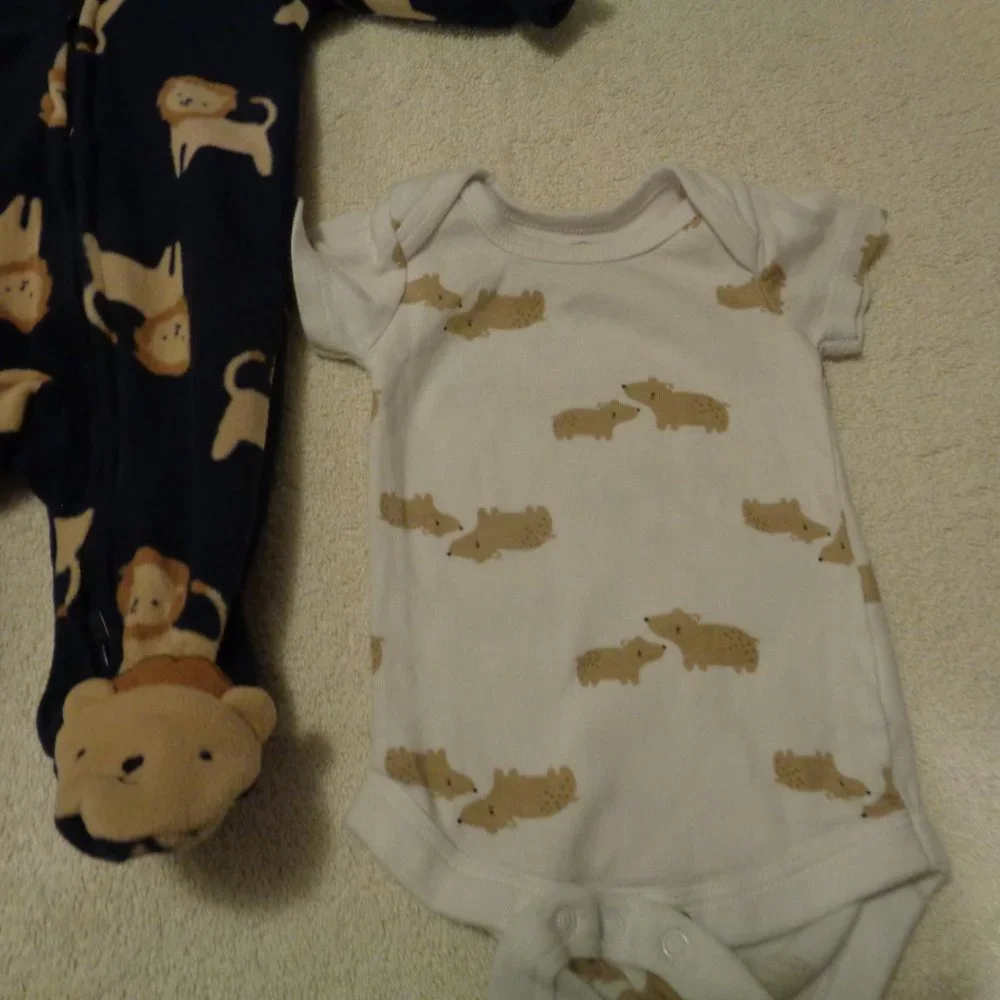 ANIMALS INFANTS 4 PIECES BABY WEAR BUNDLE